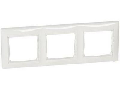 Legrand Valena 3lü Beyaz Çerçeve - 1