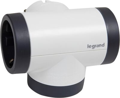 Legrand 694522, Adaptör 2P+T, 2 Priz/Güç Soketi Yan Döner, USB Tipi A ve C Bağlantı - 3