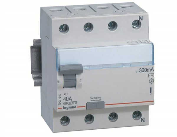Legrand - 403195 4x40A 300mA Ac Tip Xc3 Kaçak Akım Koruma - Legrand